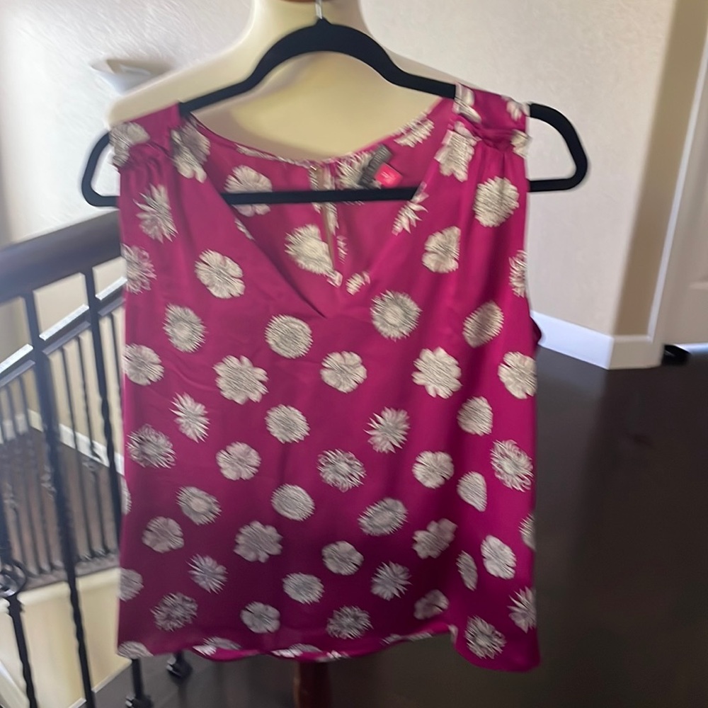 Vince Camuto pink floral print blouse